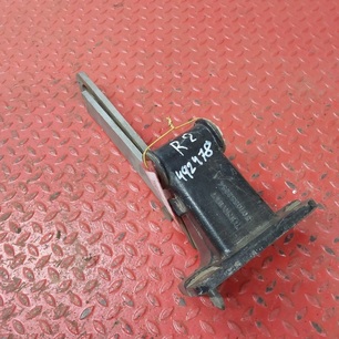 5010552254 RENAULT Кронштейн торсиона правый