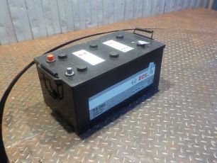 0092T30810 BOSCH Аккумулятор