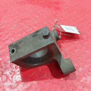 WG9925682111 SITRAK\HOWO Кронштейн стабилизатора, № XF479570