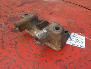 20522863 VOLVO Кронштейн реактивной тяги, № XF90757