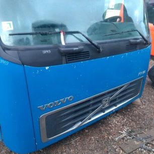 20360266 VOLVO Капот, № XF197263