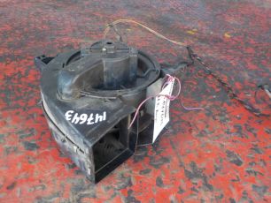 0028302408 MERCEDES Моторчик печки, № XF147643
