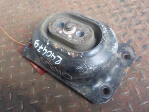 7420503552 RENAULT Подушка двигателя, № XF240479