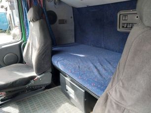 20360980 VOLVO Спальник нижний