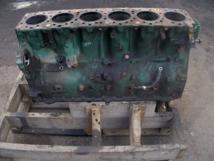 20451181 VOLVO Блок двигателя, № XF42892