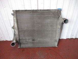 21375541 VOLVO Интеркулер, № XF164504