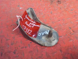 5010514614 RENAULT Кронштейн радиатора