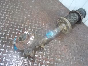 1652106 FORD Кулак поворотный левый