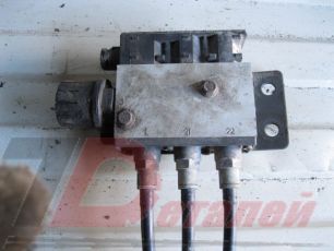 3944716 VOLVO Кран ECAS