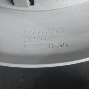 3175903 VOLVO Крышка динамика, № XF445831