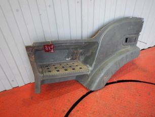 500375472 IVECO Корпус подножки верхний левый, № XF375852