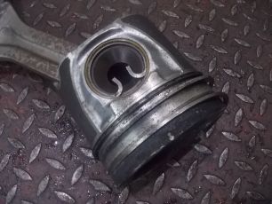 5410302437 MERCEDES Поршень, № XF8890