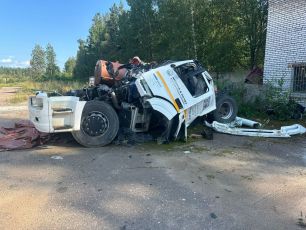 Изображение грузовика