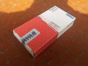 061AS18069000 MAHLE Полукольца упорные