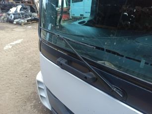 9418200944 MERCEDES Поводок стеклоочистителя, № XF337175