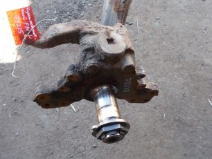 20455920 VOLVO Кулак поворотный левый
