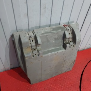 9305200019 MERCEDES Крыло заднее левое, № XF468972