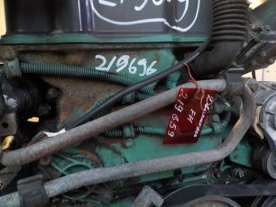 20569720 VOLVO Крышка двигателя, № XF219696