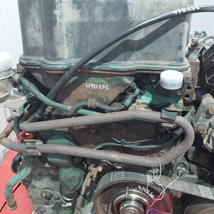 20512768 VOLVO Крышка двигателя, № XF470193