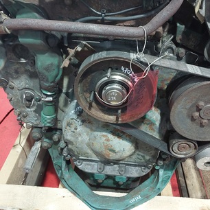 3165064 VOLVO Крышка двигателя, № XF470194