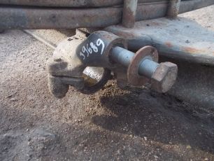 20735208 VOLVO Кронштейн стабилизатора