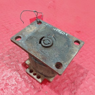 AZ9725520683 SITRAK\HOWO Отбойник рессоры, № XF475603