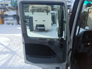 9437271271 MERCEDES Рамка двери, № XF324108