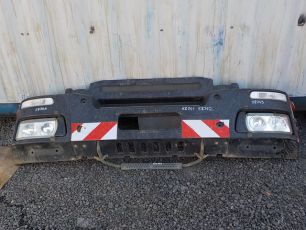 504221272 IVECO Бампер передний центральная часть