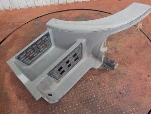 9436600201 MERCEDES Корпус подножки верхний правый, № XF123062