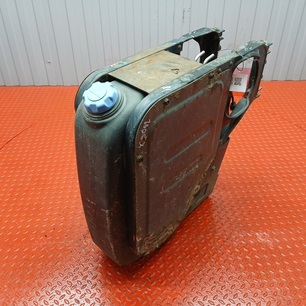7420856466 RENAULT Бак мочевины, № XF469082