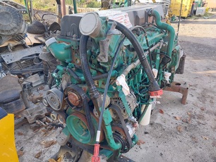 23250012 VOLVO Двигатель, D13C