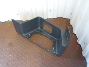 M5005080 KAHVECI OTOMOTIV Корпус подножки нижний правый