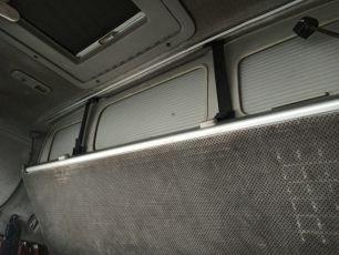 20398815 VOLVO Бардачок