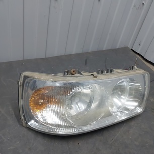 1743684 DAF Фара левая, № XF445937