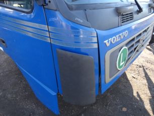 20379172 VOLVO Угол кабины правый, № XF258565