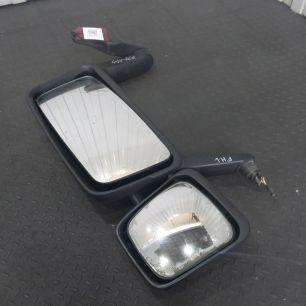 82266654 VOLVO Зеркало левое