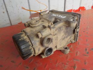 5010457557 RENAULT Модулятор EBS, № XF140958