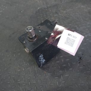 1095005 VOLVO Насос подъема кабины, № XF439699