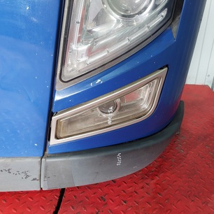 21297911 VOLVO Фара противотуманная левая, № XF455795