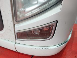 21078543 VOLVO Накладка противотуманной фары левая, № XF426340