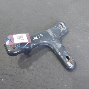 81416105670 MAN Кронштейн бампера правый