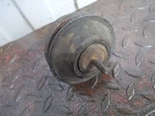 6532935 FORD Опора двигателя, № XF69285