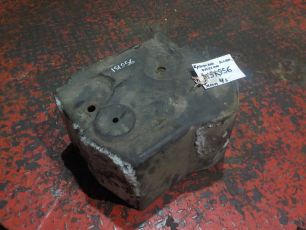1427422 SCANIA Крышка отсека клапанов, № XF151956
