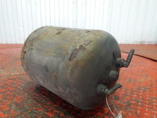 0064325101 MERCEDES Ресивер воздушный, № XF327797