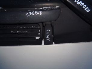 82215391 VOLVO Петля капота левая, № XF270144