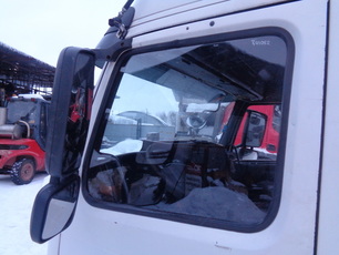 20768970 VOLVO Стекло двери левое, № XF270107
