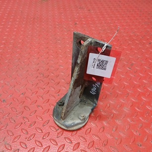 8136488 IVECO Кронштейн отбойника