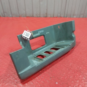 9436600901 MERCEDES Корпус подножки нижний правый, № XF483828