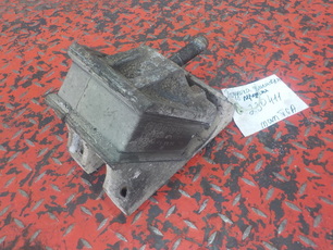 81962106071 MAN Подушка двигателя, № XF230411