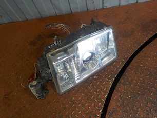 20713721 VOLVO Фара правая, № XF221866